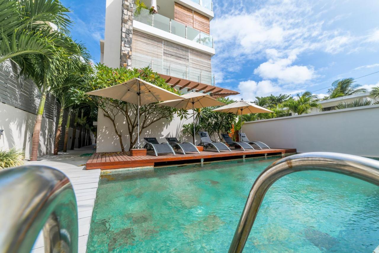 Beachcove Pereybere Beach Exterior foto