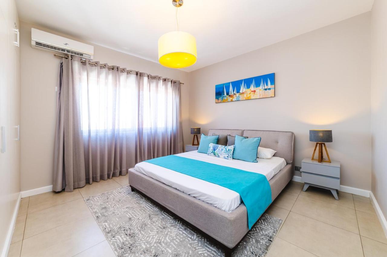 Beachcove Pereybere Beach Exterior foto